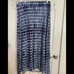 Torrid plus size maxi skirt size 2